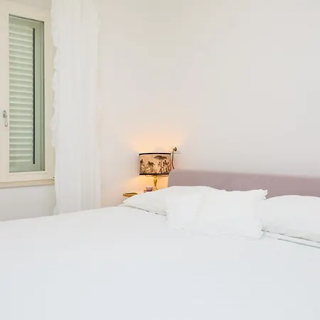 Hedera Estate Hedera A8 Apartment